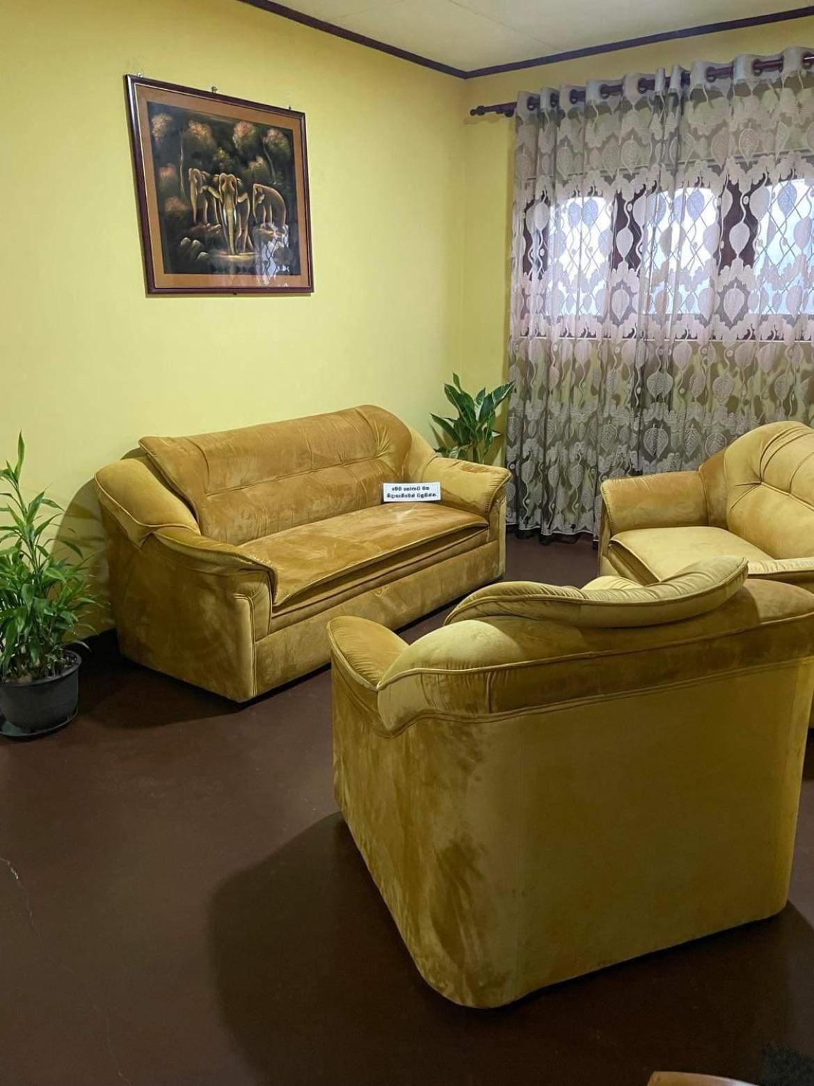 Olivia Homestay Anuradhapura Ngoại thất bức ảnh